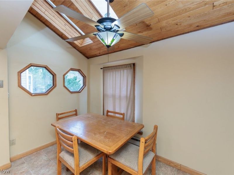 1550 Rydalmount Road, Cleveland Heights, OH 44118 Photo 9