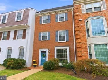 6805 MARKET SQUARE DRIVE, MCLEAN, VA 22101