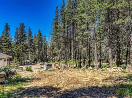 10019 Bunny Hill Road, Soda Springs, CA 95728 Photo