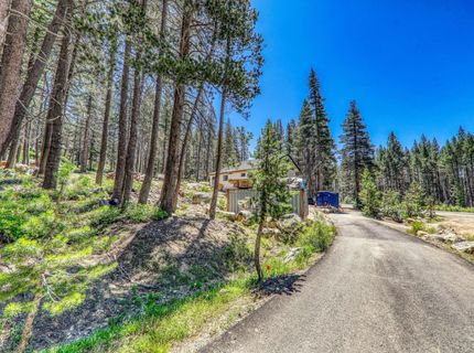 10019 Bunny Hill Road, Soda Springs, CA 95728 Photo