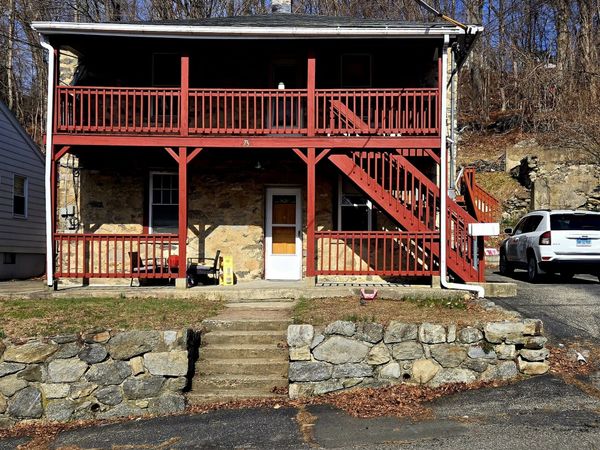 73 Woodbridge , Ansonia, CT 06401