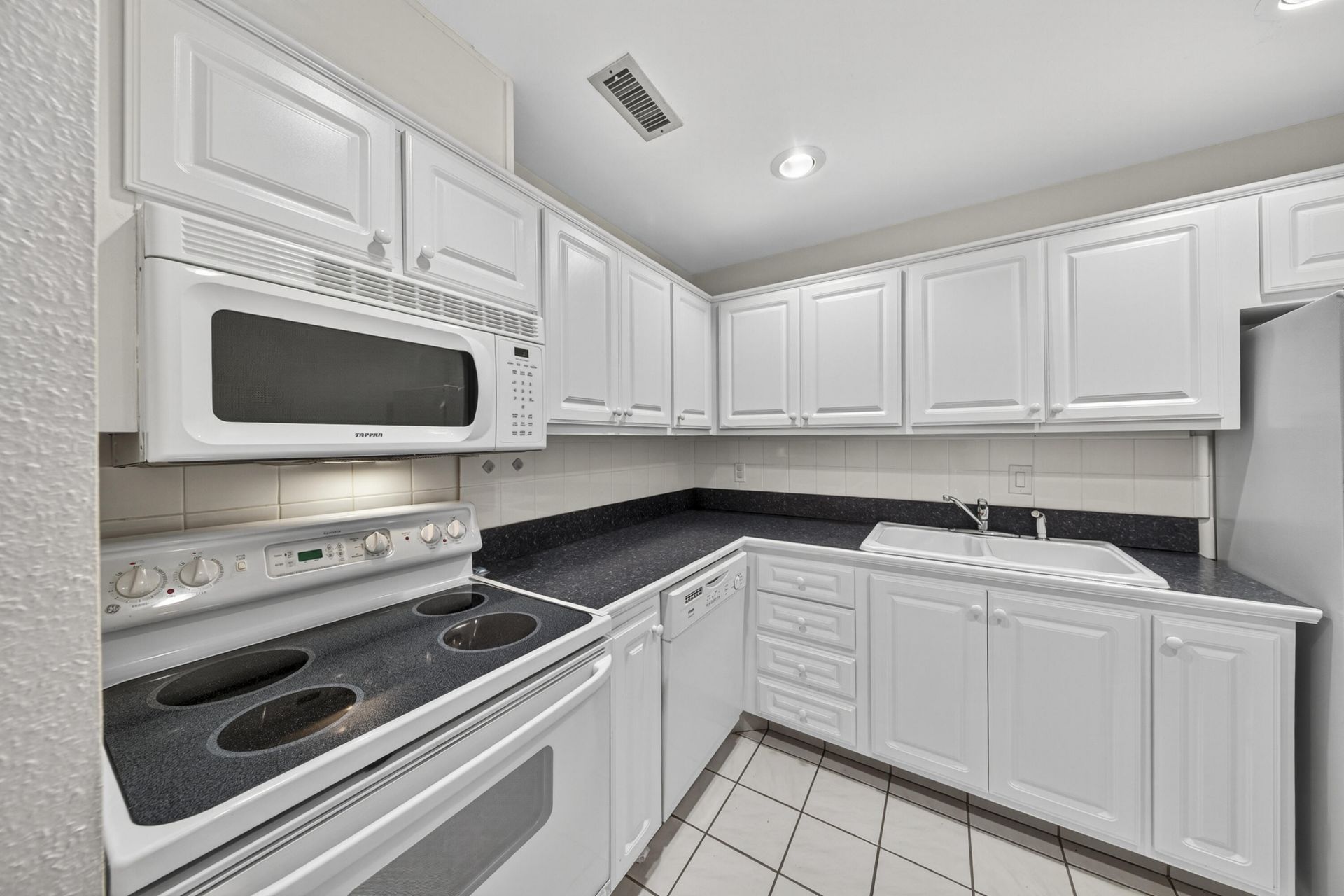 6417 Bay Club Drive, Unit 3, Fort Lauderdale, FL 33308 Photo