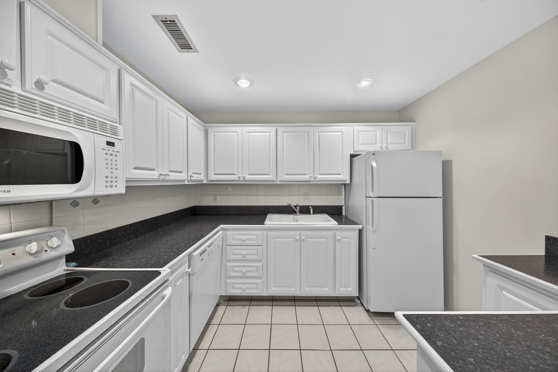 6417 Bay Club Drive, Unit 3, Fort Lauderdale, FL 33308 Photo