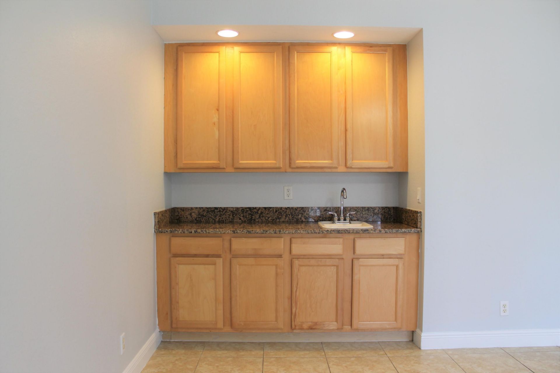 531 S Federal Highway, Unit 17, Lake Worth Beach, FL 33460 Photo