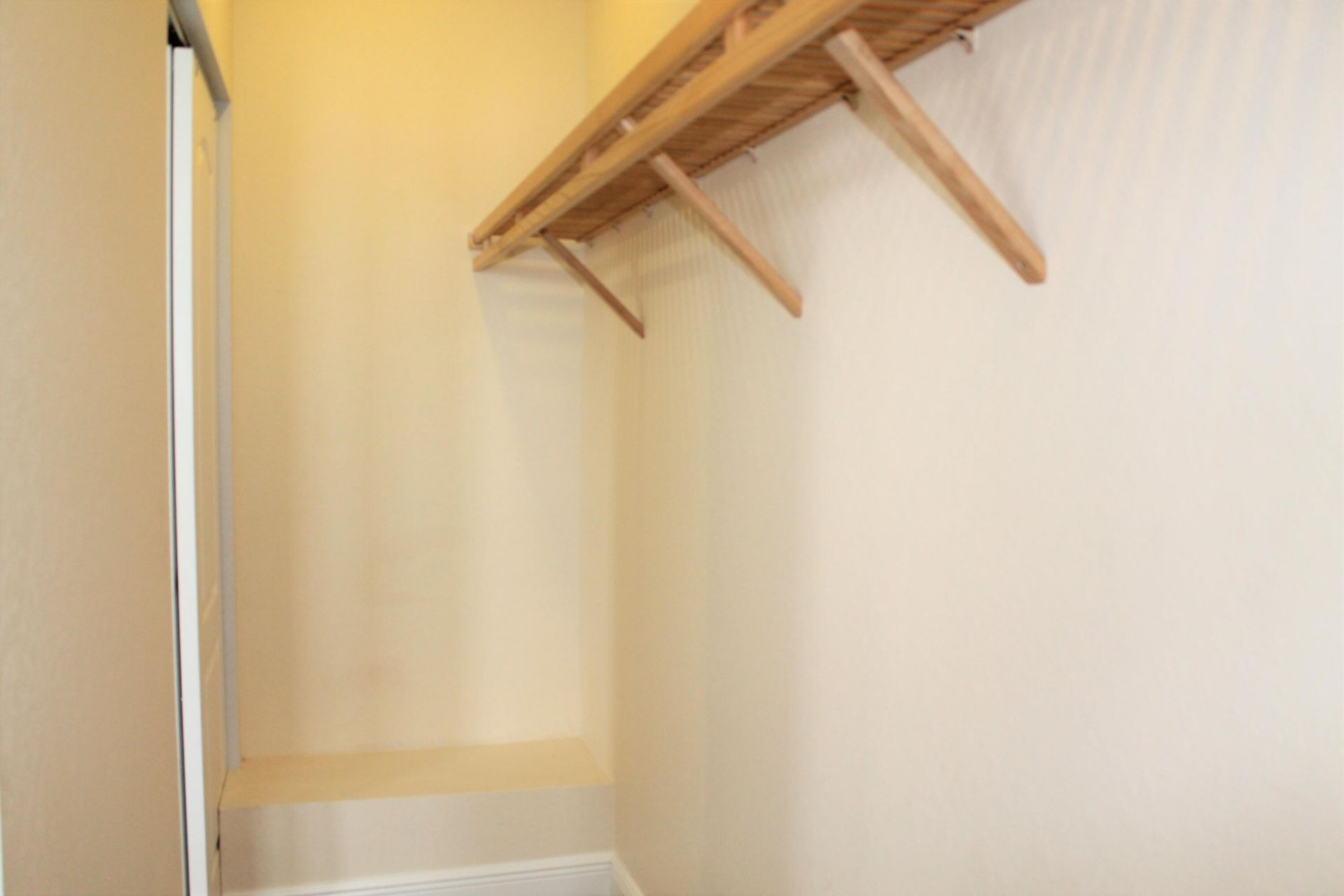 531 S Federal Highway, Unit 17, Lake Worth Beach, FL 33460 Photo