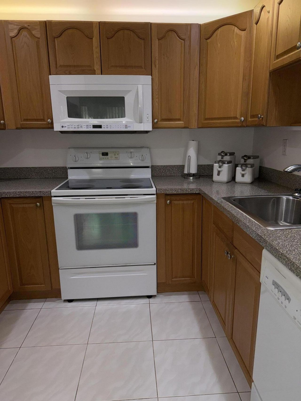 154 Piedmont D, Delray Beach, FL 33484 Photo