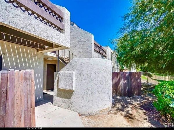 2266 Denair, Highland, CA 92346