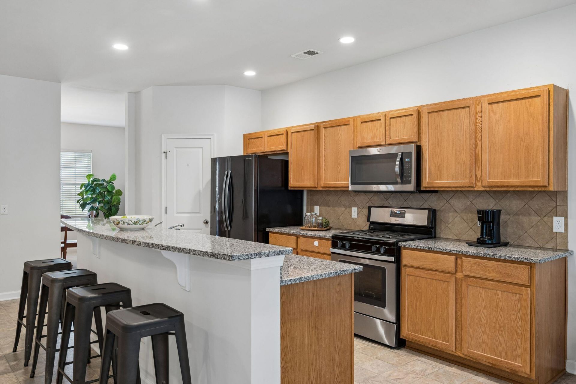 3013 Conservancy Lane Photo 7