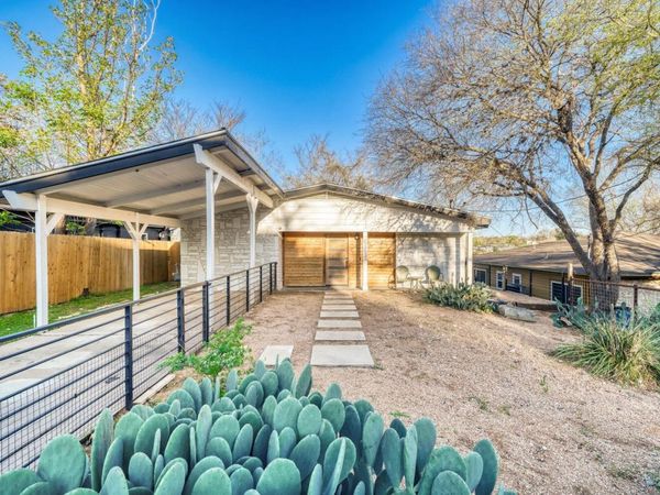 5313 Downs DR, Austin, TX 78721