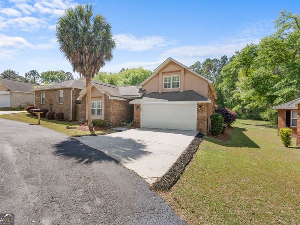 1667 Pondside Drive, Statesboro, GA 30458