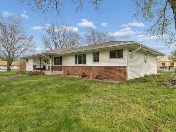 424 W Water Street, Greenfield, MO 65661