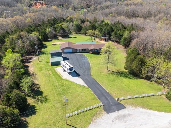 104 Jacobs Ridge Road, Reeds Spring, MO 65737