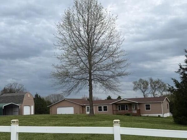 104 Jacobs Ridge Rd Road , Reeds Spring, MO 65737