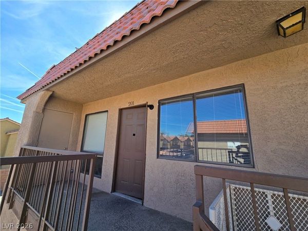 4300 N Lamont Street , Unit 201, Las Vegas, NV 89115