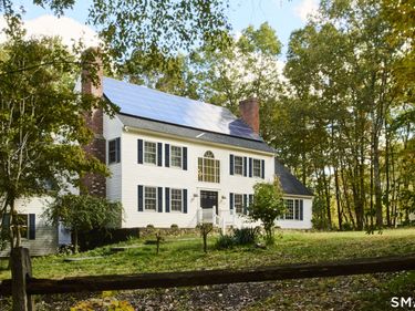 24 Hickory, Roxbury, CT 06783