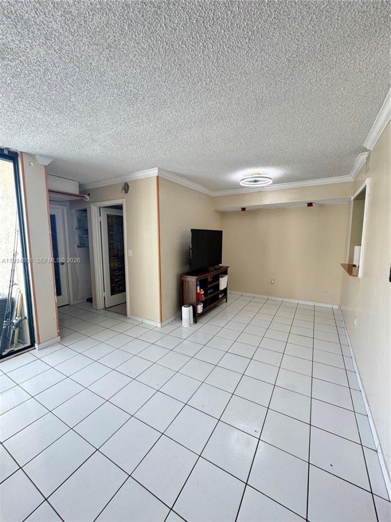 2055 SW 122nd Ave , Unit 403, Miami, FL 33175 Photo