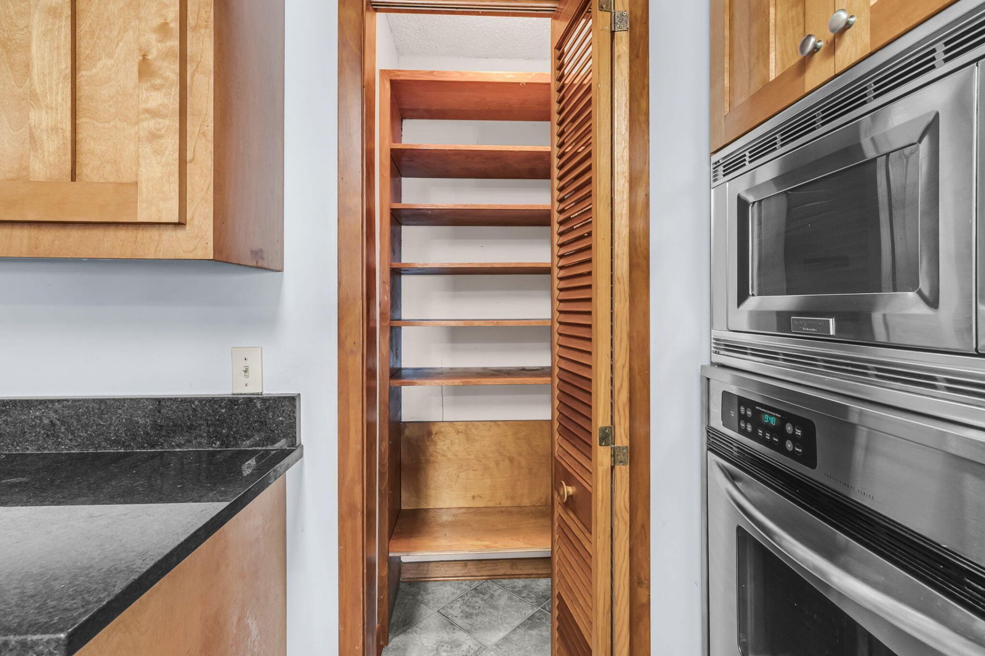 2224 Folly Road Photo 22