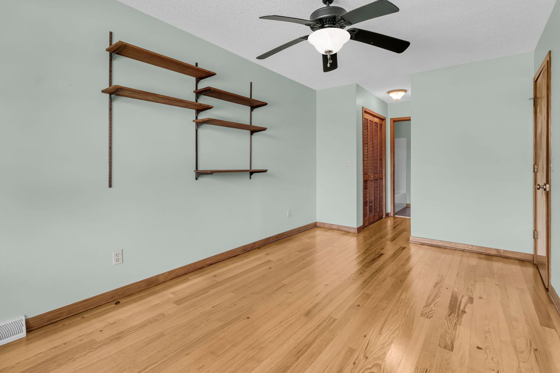 2224 Folly Road Photo 28