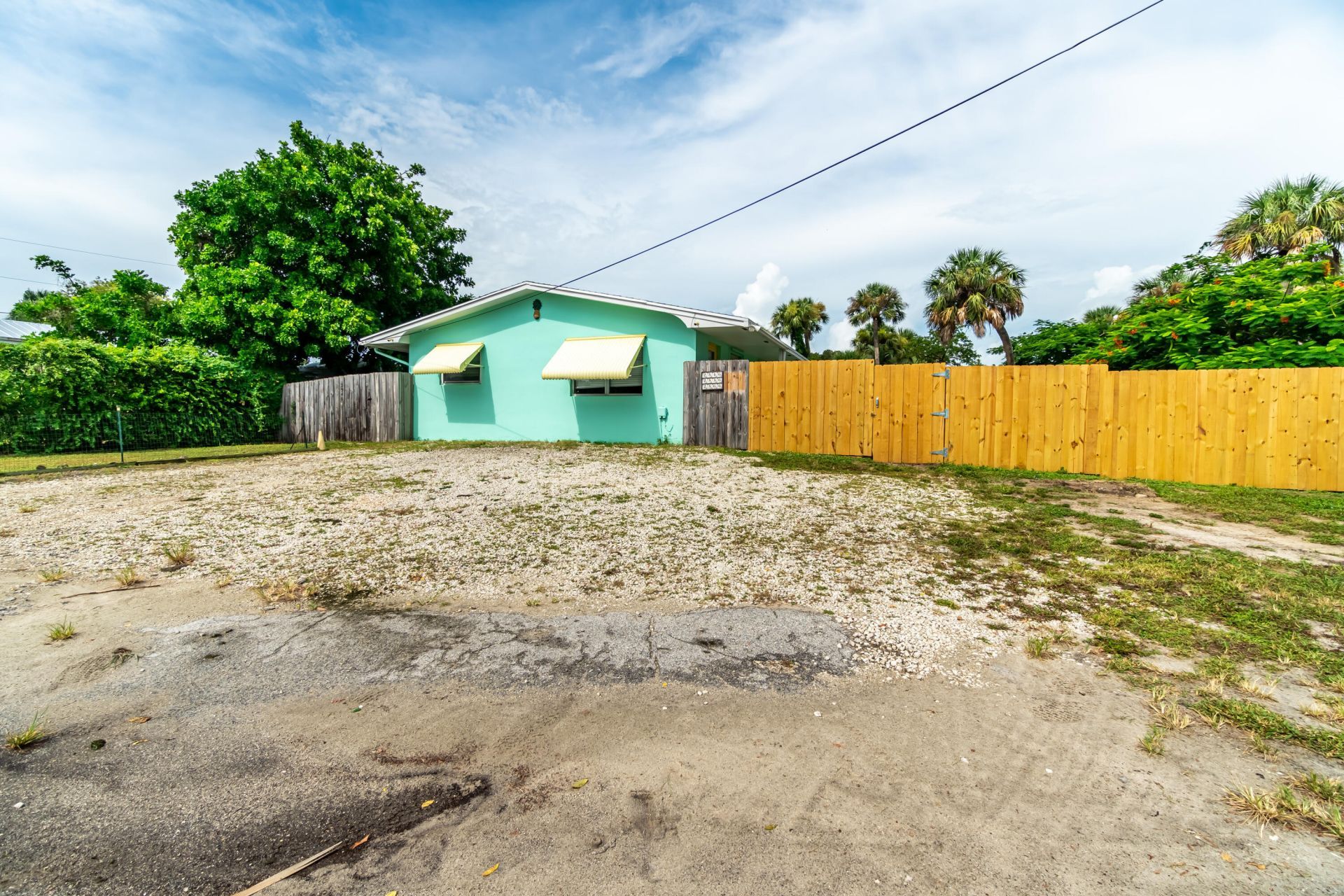 2566 NE Hickory Avenue, Unit A- Efficie, Jensen Beach, FL 34957 Photo