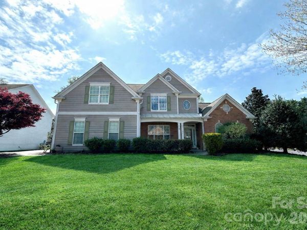 11106 Knight Castle Drive, Charlotte, NC 28277