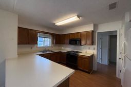 105 Inverness Ct.  photo 4