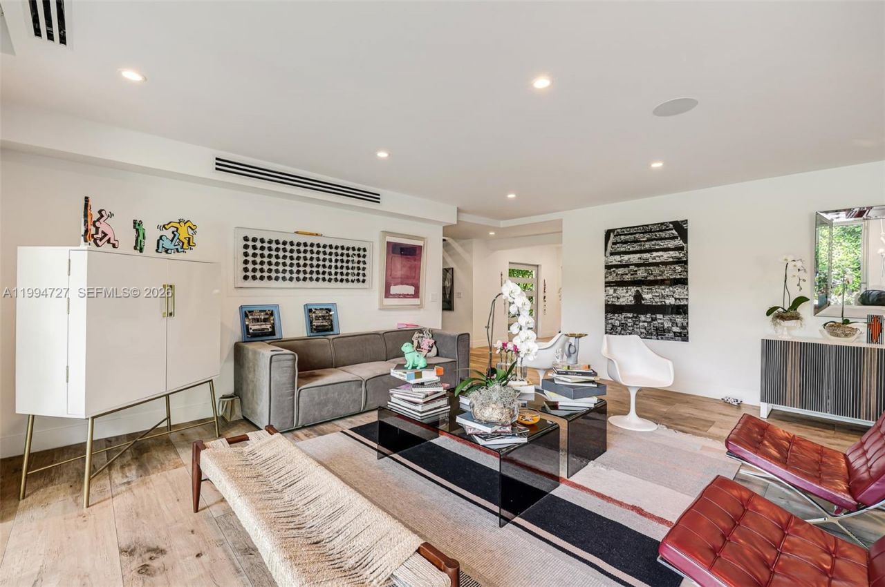 79 W Shore Dr , Miami, FL 33133 Photo