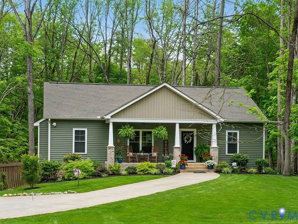 5670 Hickory Street , Powhatan, VA 23139