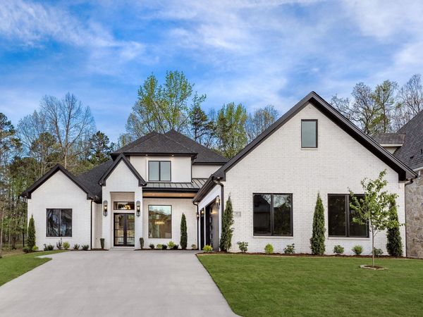 46 Miramont Circle, Little Rock, AR 72223