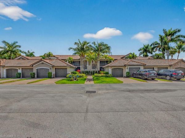 9844 Venezia CIR E, Unit 726, NAPLES, FL 34113