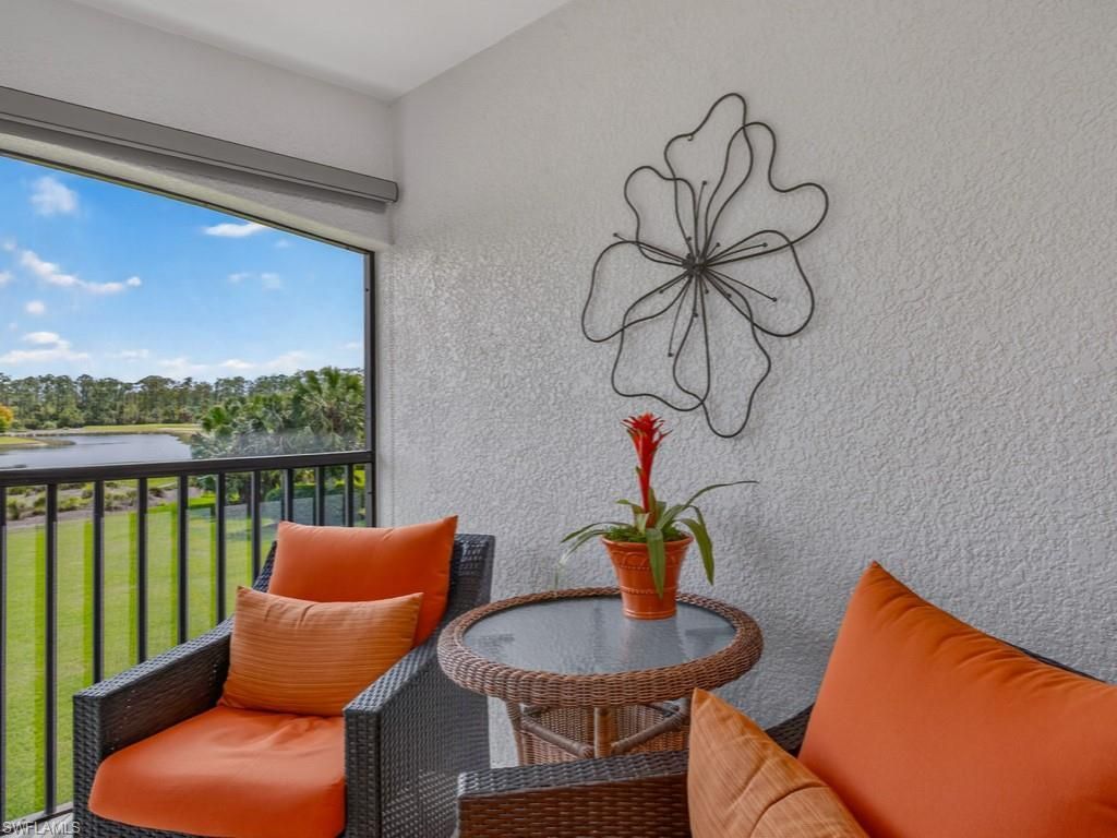 9844 Venezia Cir E, Unit 726, Naples, FL 34113 Photo