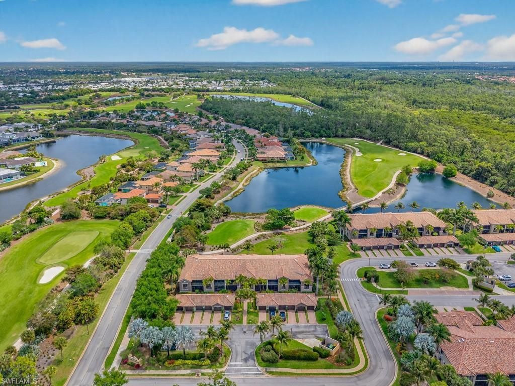 9844 Venezia Cir E, Unit 726, Naples, FL 34113 Photo