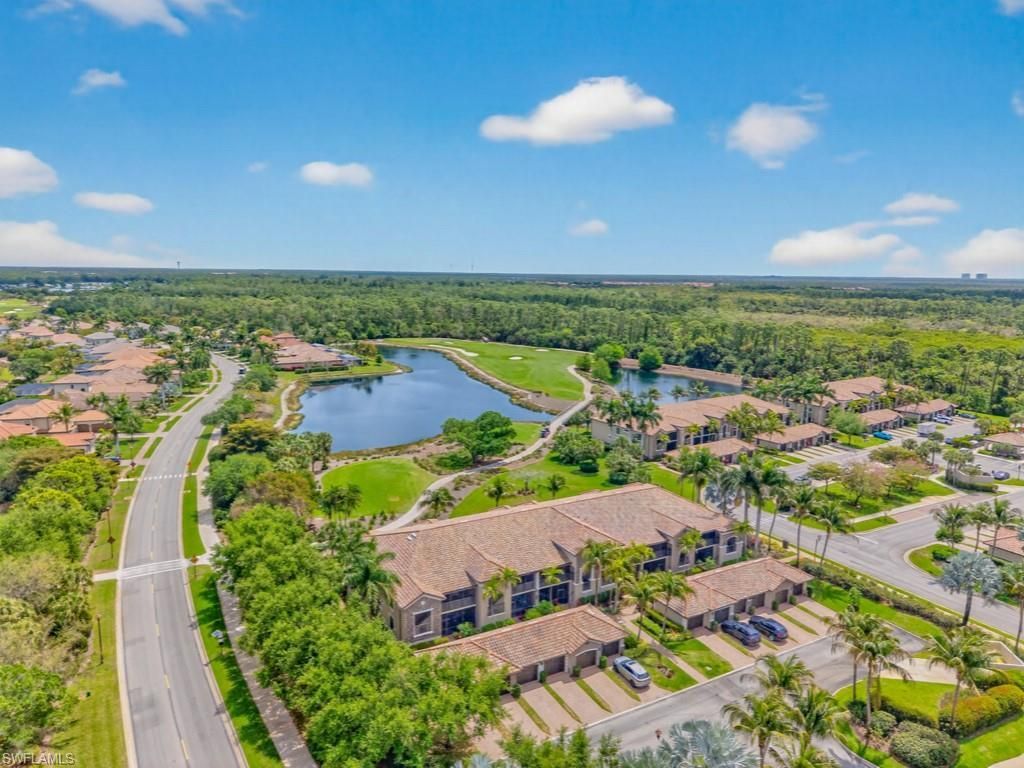 9844 Venezia Cir E, Unit 726, Naples, FL 34113 Photo