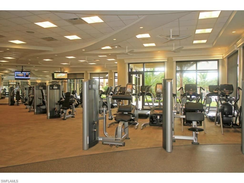 9844 Venezia Cir E, Unit 726, Naples, FL 34113 Photo