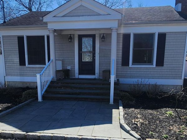 1524 Express Drive S, Brentwood, NY 11717