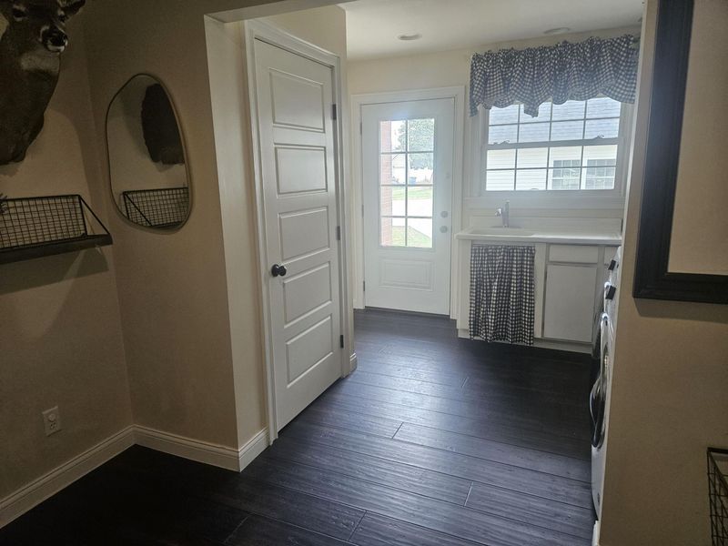 935 W High Street, Saint Marys, OH 45885 Photo 13