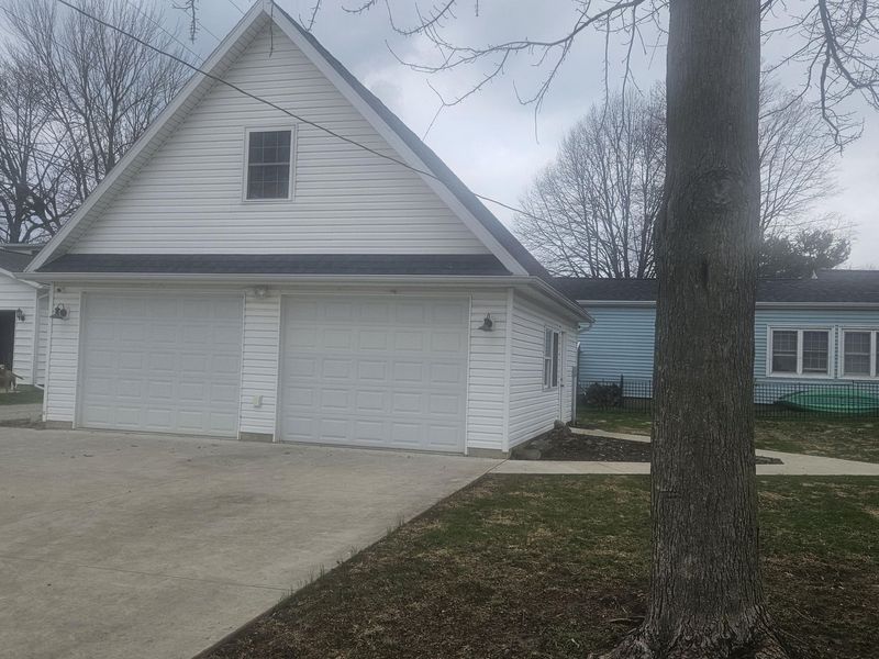 935 W High Street, Saint Marys, OH 45885 Photo 7