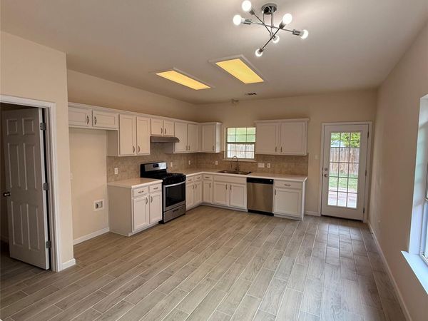 1512 Jackie Robinson PL, Round Rock, TX 78665