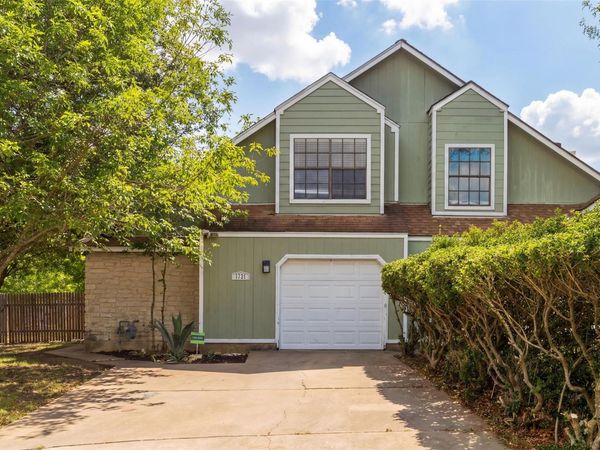 1121 Orchard Park CIR, Pflugerville, TX 78660