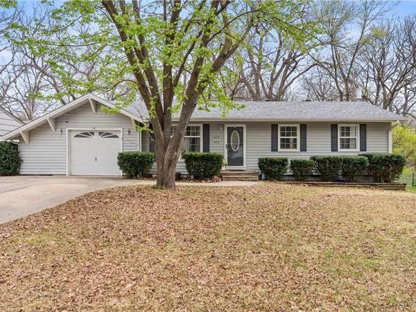 409 Wilshire Boulevard, Liberty, MO 64068