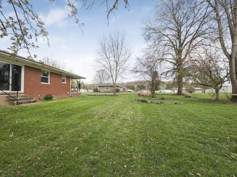 2425 Blue Valley Road SE, Lancaster, OH 43130 Photo 42