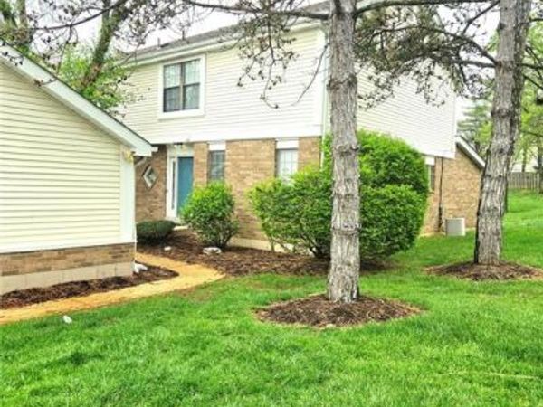 2049 Kentmore Lane, Chesterfield, MO 63017