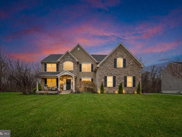 115 WOODS EDGE DRIVE , DOUGLASSVILLE, PA 19518