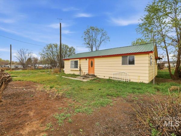 150 3rd Street, Grand View, ID 83624