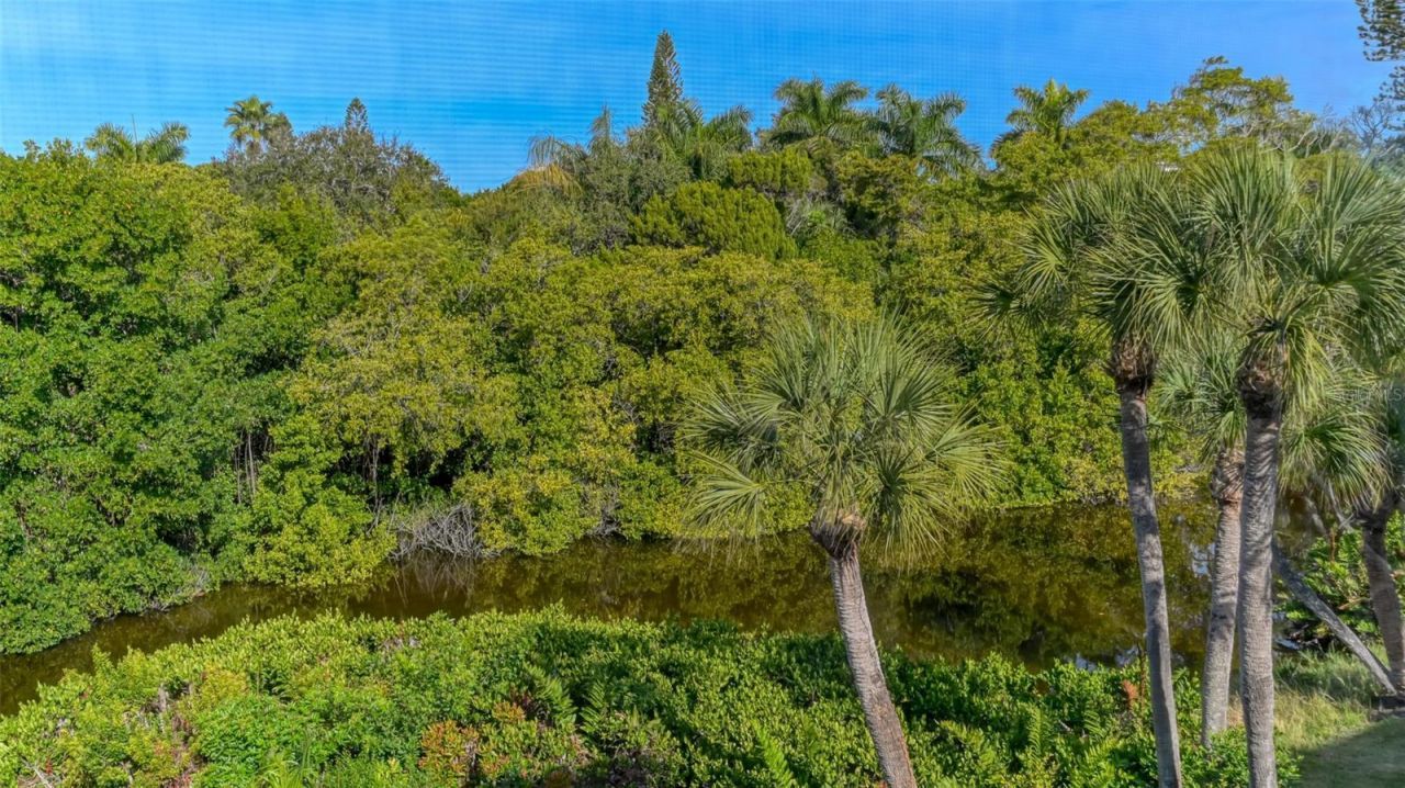 225 Hourglass Way, Unit 106, Sarasota, FL 34242 Photo