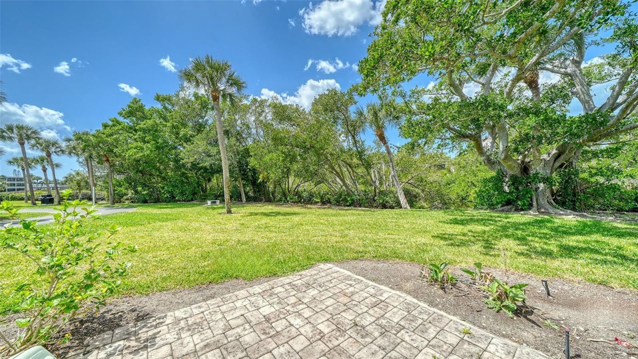 225 Hourglass Way, Unit 106, Sarasota, FL 34242 Photo