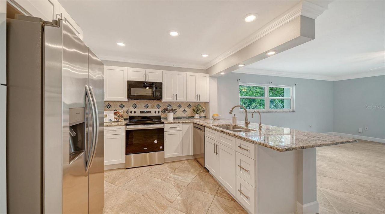 225 Hourglass Way, Unit 106, Sarasota, FL 34242 Photo