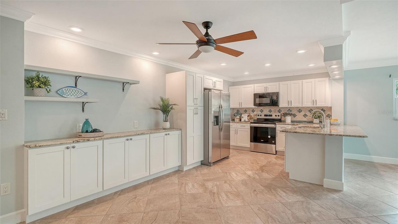 225 Hourglass Way, Unit 106, Sarasota, FL 34242 Photo