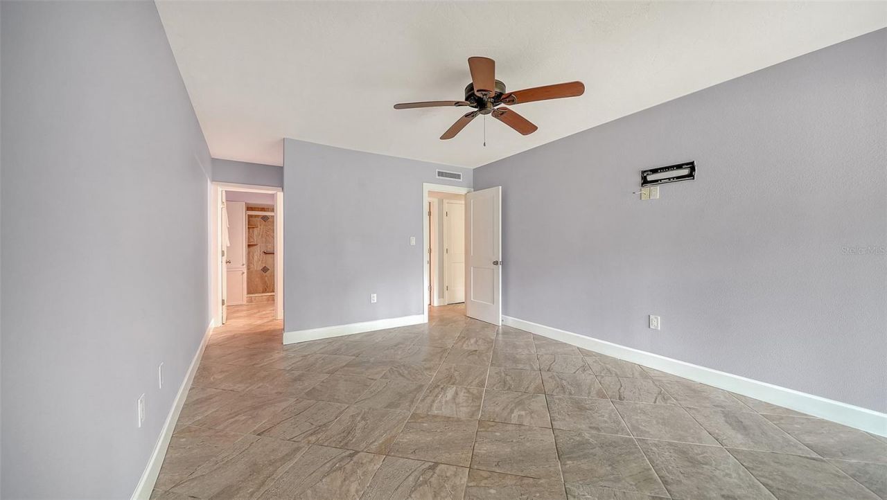 225 Hourglass Way, Unit 106, Sarasota, FL 34242 Photo