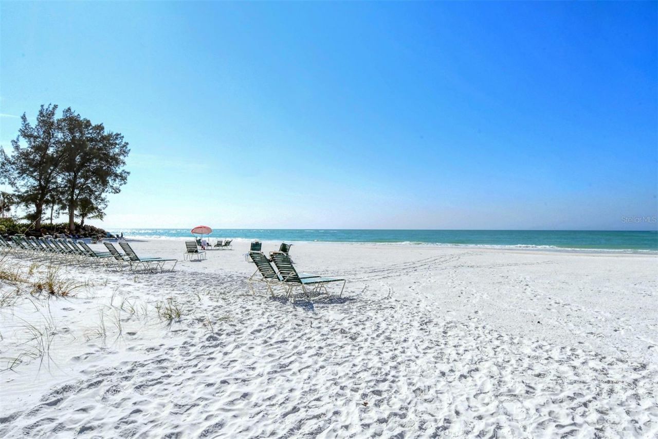 225 Hourglass Way, Unit 106, Sarasota, FL 34242 Photo