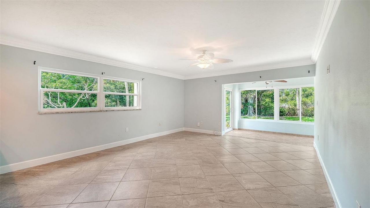 225 Hourglass Way, Unit 106, Sarasota, FL 34242 Photo